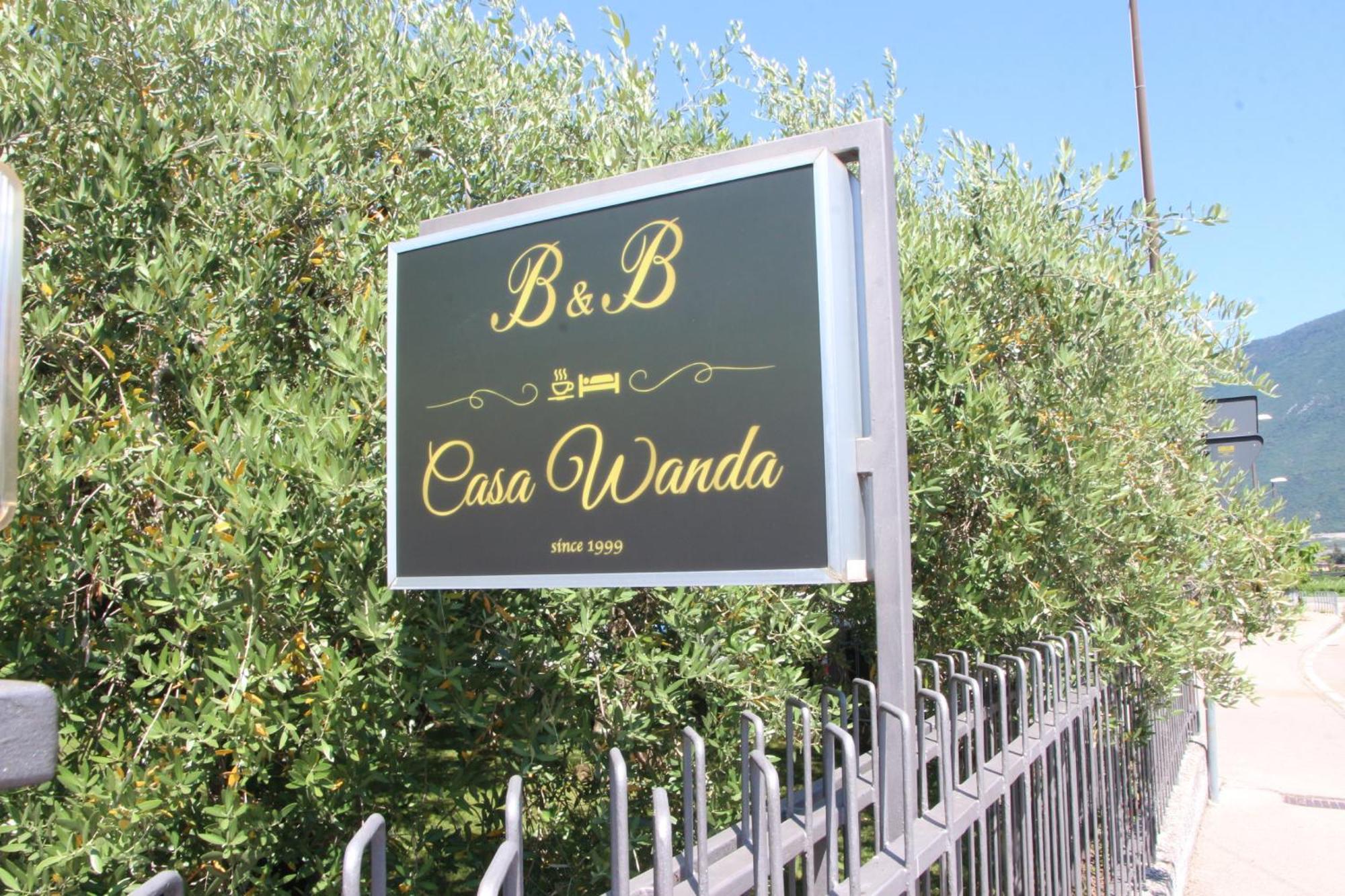 B&B Casa Wanda Since 1999 Riva del Garda Exterior photo